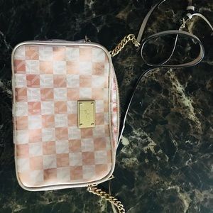 🚨MICHEAL KORS CROSSBODY BAG